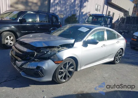 2019 Honda Civic Sport z USA, uszkodzony, nr VIN 2HGFC2F83KH523555